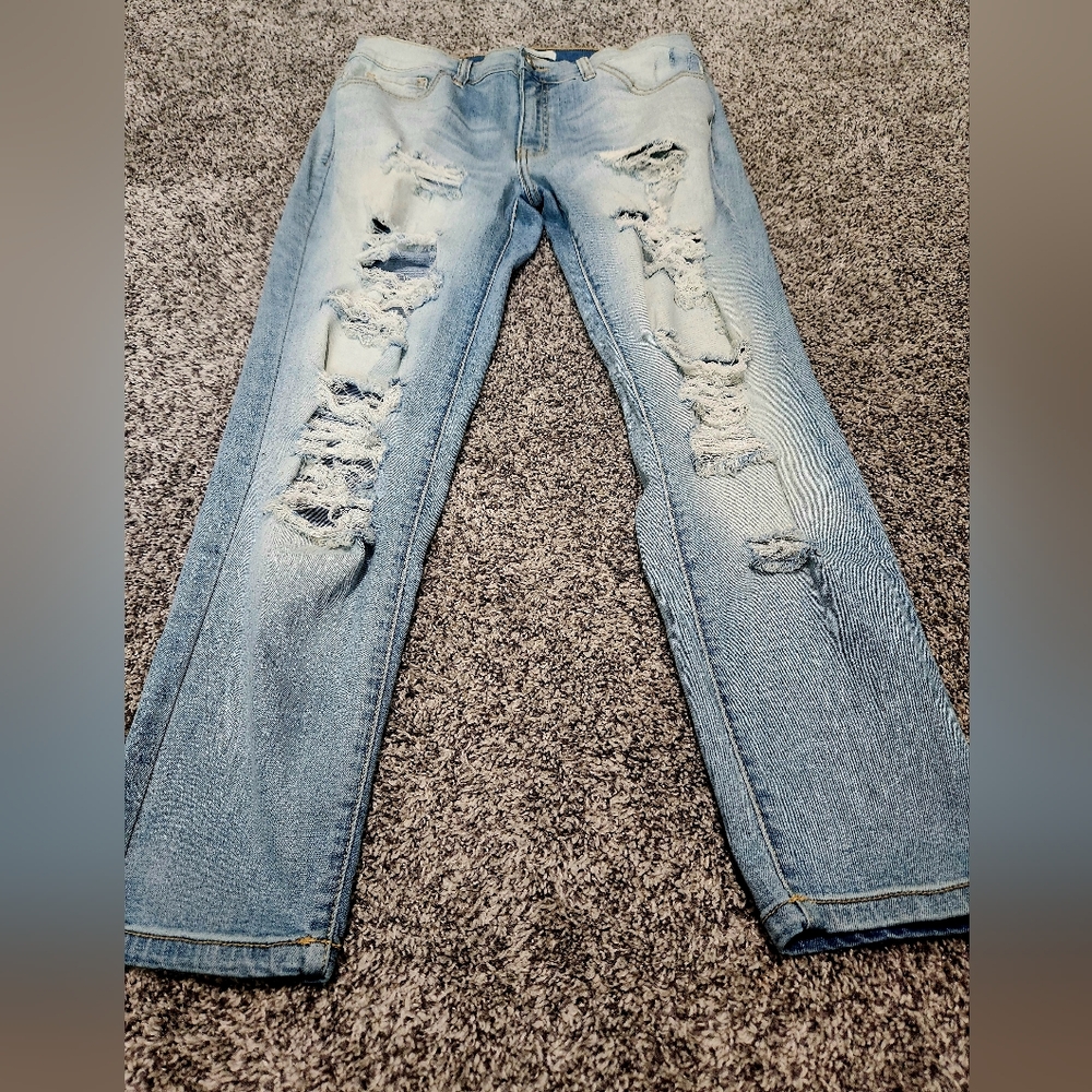 KanCan Light Blue Distressed Straight Leg Jeans